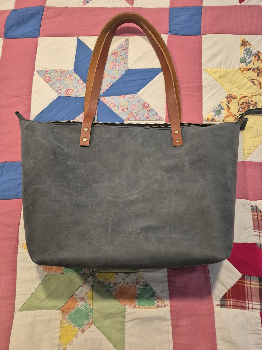 Portland Leather Almost Perfect Large Zip Tote -Storm - Picture 4 of 7